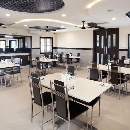 Hotel Ananyas Nest Coimbatore Esterno foto